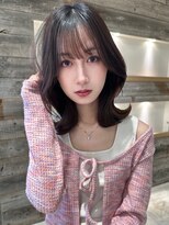 アイヴィ 表参道(IVY) チャコールグレー くびれミディアム 【肥田亜沙美】