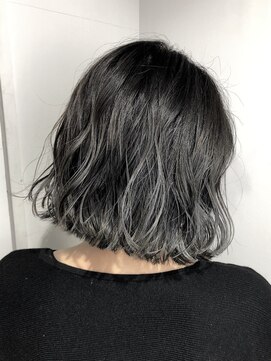 フォーク(FOLK) KASUMI×外国人風グラデーション シルバーグレー【FOLK 恵比寿】