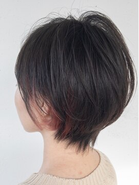 デューク リムニ(du:c Rimuni) インナーカラー×耳かけショート