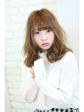 ハーツスタンダード(Hearts Standard) 【フェザーミディ3rdフォギーベージュウェーブパーマ】の秘密♪