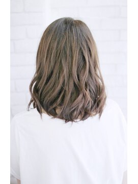 トレス プラス エヌ(TRESS+n) 20代30代40代　マンネリ解消ショートバング【堅田】