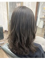 オロ(ORO) 【ORO】アッシュベージュ×ミディアムレイヤー 浅見