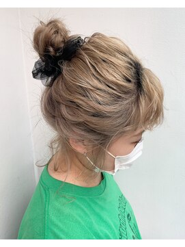 トロニー(TLONY) ふわふわお団子アレンジ/ブロンドベージュ