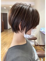 ベルベットヘア 千早店(Velvet hair)&nbsp;首が綺麗に見える大人美人ショート　【福岡 聖容】
