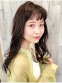 バングありふんわり巻き髪ロングヘア◎20代30代40代50代