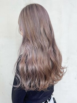 アイティーバイアルバム 藤沢店(IT by ALBUM) シルバーグレージュ_外ハネボブセクションカラー_ba393121