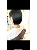 暗髪ボブ