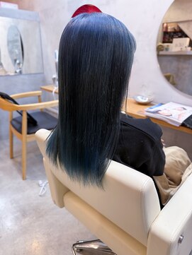 ドラマティックヘア(DRAMATIC HAIR) ブルーグラデーション