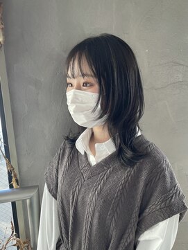 リュッカ(Lyuck) 【MANA】ウルフ/ロングウルフ/レイヤー/レイヤーカット