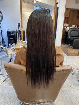 フツーロ 栄(FUTURO) プルエクステ