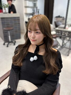 ザシェノンウメダ(THA CHAINON UMEDA) イメチェン/ピンクベージュ/アンブレラカラー/前髪/心斎橋