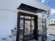 ジョイス(JOYCE)の雰囲気(道路沿いに面した店舗になります◎店の前に専用駐車場も完備!)