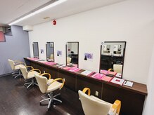 カラープラス 平間駅前店の雰囲気（女性専門店で毎月ヘアカラー（リタッチ）に通いやすいお店♪）