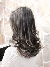 アンジュ ヘアー(ange hair) シルバーアッシュデザインカラー