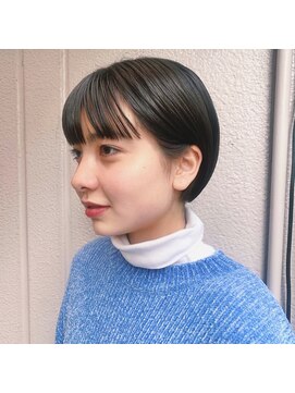 カゼ ダイカンヤマ Kaze DAIKANYAMA ぷつっと襟足の丸みショート