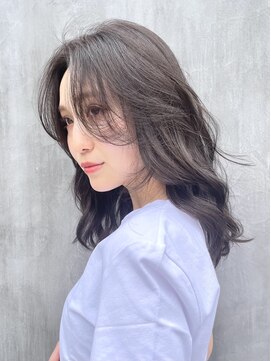 チョビー 銀座(chobii) 透明感/グレージュ/韓国人風/韓国ヘア/イルミナカラー/tomoko