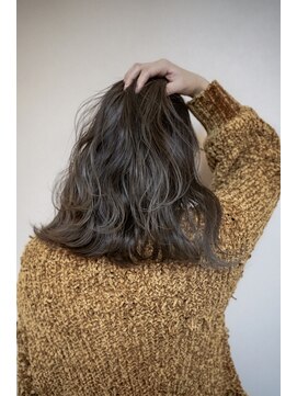 ニード(need) ハイライトミディアム