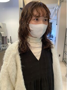 シータ(sheta) 【sheta/小林】10代20代30代ウルフパーマ