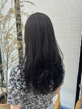 ビューナゴヤ 名駅(VIEW NAGOYA) 顔まわりカット/レイヤーカット/ロング/グレージュ/ウェットヘア