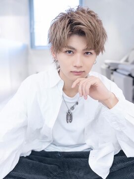 エフエム 渋谷(FM) 束感モテるツーブロックセンターパートニュアンスパーマ