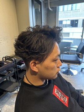 リベラル 天神(LIBERAL) フェザーパーマ