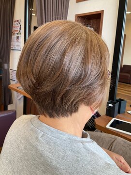 美容室ヒラトヤ 仙北店 20代30代40代大人かわいいコンパクトショートブラウンボブ