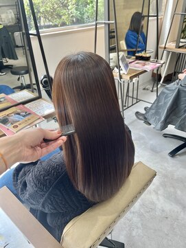 キキ(kiki by KENJE) 【新百合ヶ丘】縮毛矯正/髪質改善/ストレートパーマ