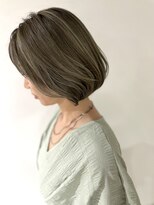 ロスコ(ROTHKO)&nbsp;【白髪ぼかしハイライト&タッセルボブ】