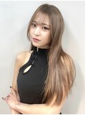 ミルクティーベージュレイヤースタイル