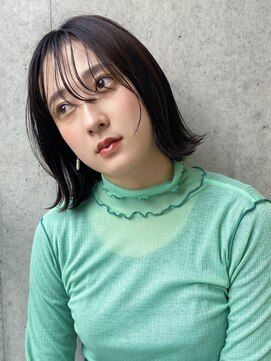 ラダ(Lada) 【LadA 城本英恵】 ツヤ感黒髪ボブスタイル