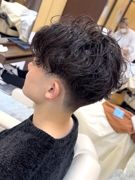 マキシム ナカイ(MAXIM NAKAI) メンズパーマメンズカラーメンズカジュアル刈り上げスタイル