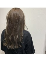 ルッソリベラ 池袋(Lusso libera)&nbsp;韓国風レイヤーカット/アッシュベージュ/30代/40代/50代