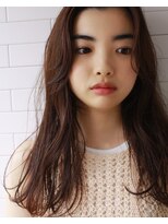 サングース(Sungoose) Sungoose カーキグレージュ大人かわいいフェザーバング