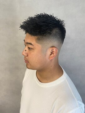 ソアー 新大阪(SOAR) スキンフェードカットアップバング刈り上げスタイル【新大阪】