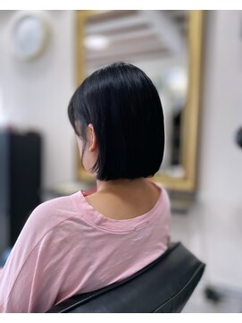 エイプリル ヘア スタジオ(April HAIR STUDIO) ミニボブ