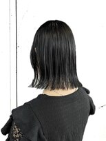 マエストロ(Maestro)&nbsp;切りっぱなし透明感ダークグレーのボブ