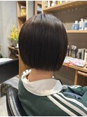 くくれない長さで顔周りは顎下☆ナチュラルな前下がりボブ