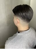 メンズフェードカット爽やかパーマ短めツーブロック