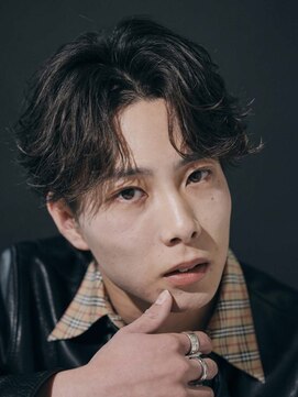 バース 梅田中崎町店(BIRTH) フェザーパーマ センターパート