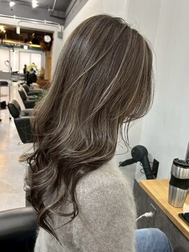 レブ 三条河原町(Reb,) ハイライトレイヤーカットロング30代京都