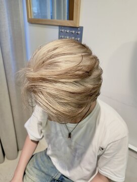 グロウ 渋谷西口(grow) メンズハイトーンルーツカラーローライトベージュエンドカラー