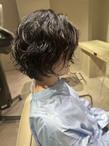 シンルヌア(Shin Lunua)&nbsp;くせを生かしたパーマスタイル
