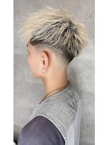 アンダーバーホワイト 天神店(_WHITE)&nbsp;アップバング