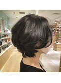 ショートボブ
