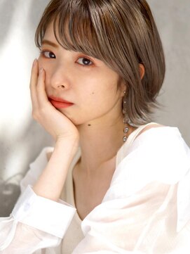 アトリエ フェム(atelier.fem) 耳掛け外はねショート