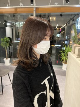 ファイブバイジエクト 堀江(FIVE by The Ect) 前髪顔まわり似合わせミディアムレイヤー暗髪グレージュカラー◎