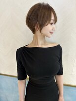 ロンド ストラーダ 心斎橋(Lond strada)&nbsp;ショート×ハイライト白髪ぼかし×シルキーベージュ[心斎橋]