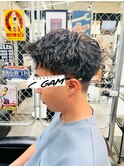 ナチュラルツイストスパイラルパーマのアップバング君