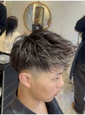 フェザーアップバングショート