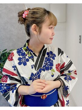 ムーン バイ ケンジ(moon by KENJE) 【hinari】#浴衣ヘア #ふわふわお団子ヘア